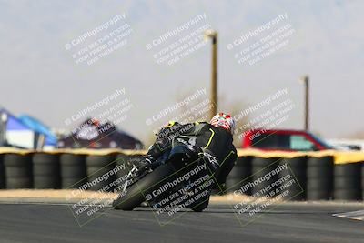 media/Apr-16-2022-CVMA (Sat) [[090b37c3ce]]/Race 14 Amateur Supersport Open/